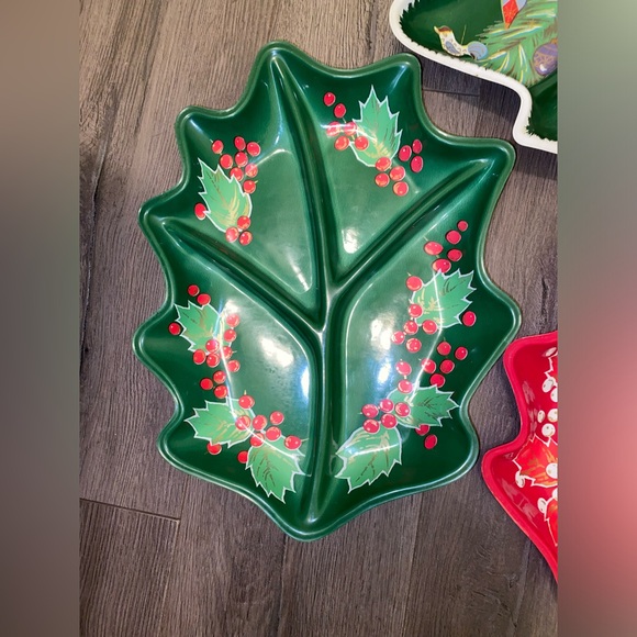 Vintage Christmas Plastic Divided Serving Cookie Dish Holly Tree - Picture 4 of 10